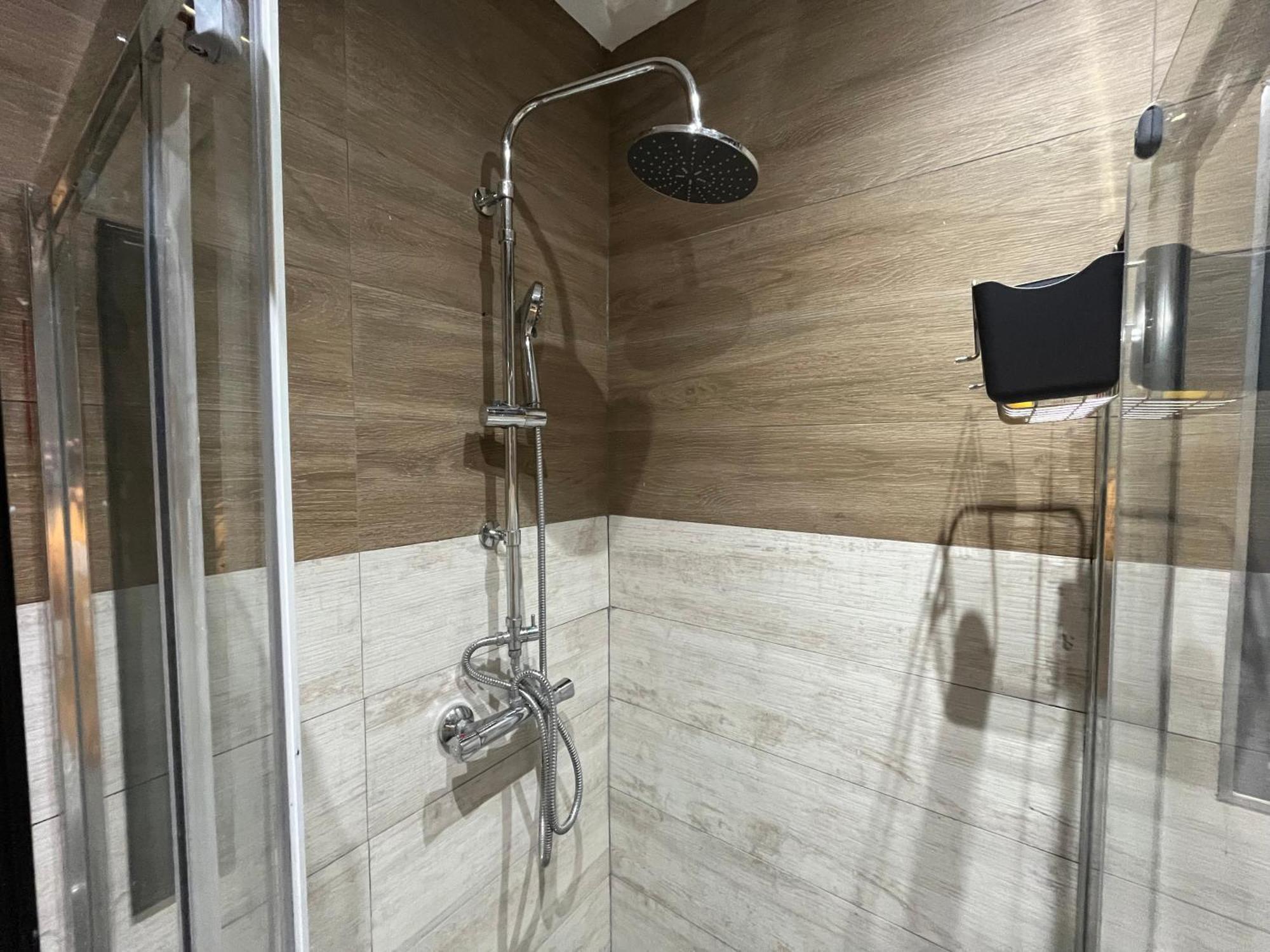 The Benjamin Accomodation ايدنفيل المظهر الخارجي الصورة